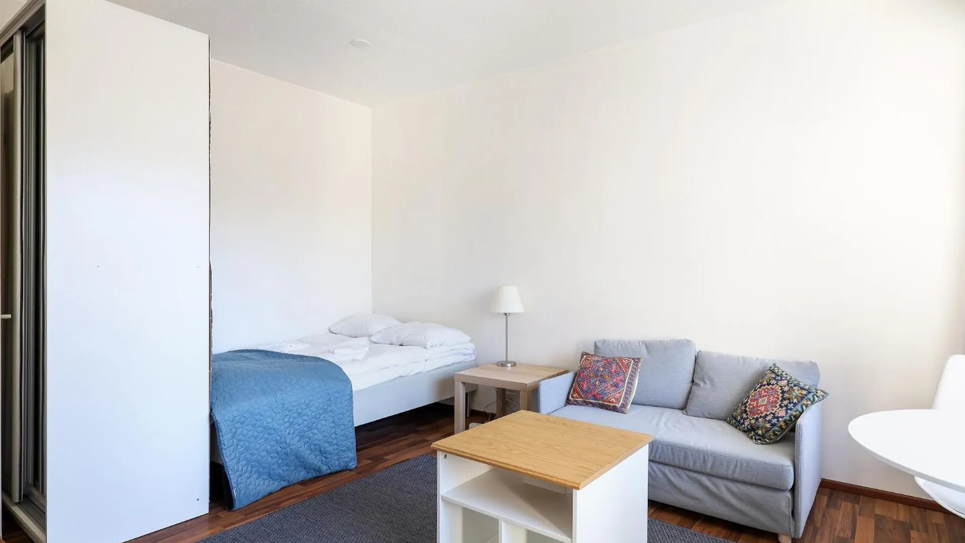 Comfortable Studio With Large Balcony, Free Wifi Helsinki Finlandia