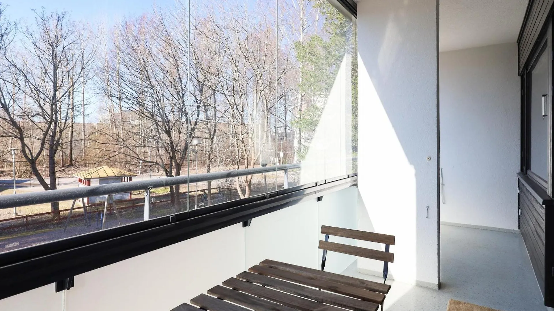 Comfortable Studio With Large Balcony, Free Wifi Helsinki